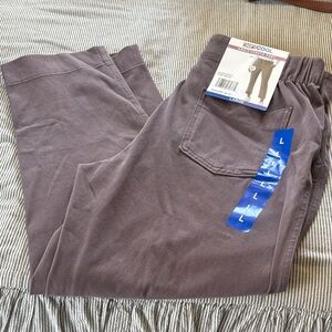 32 Degrees woman’s crop Pants Sz large